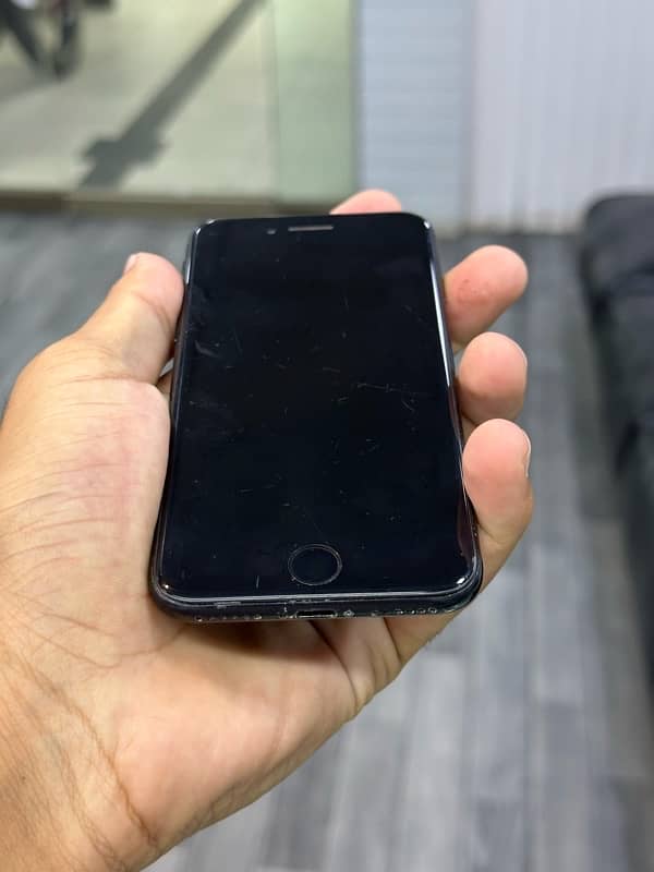 IPHONE SE 2020 64gb jv 1