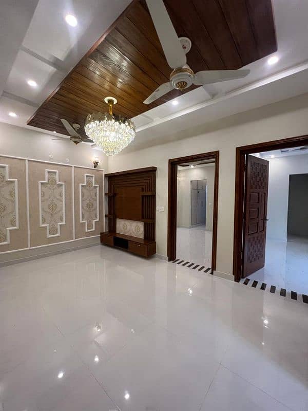 5 Marla New House For Rent in Bahria Town Lahore 4