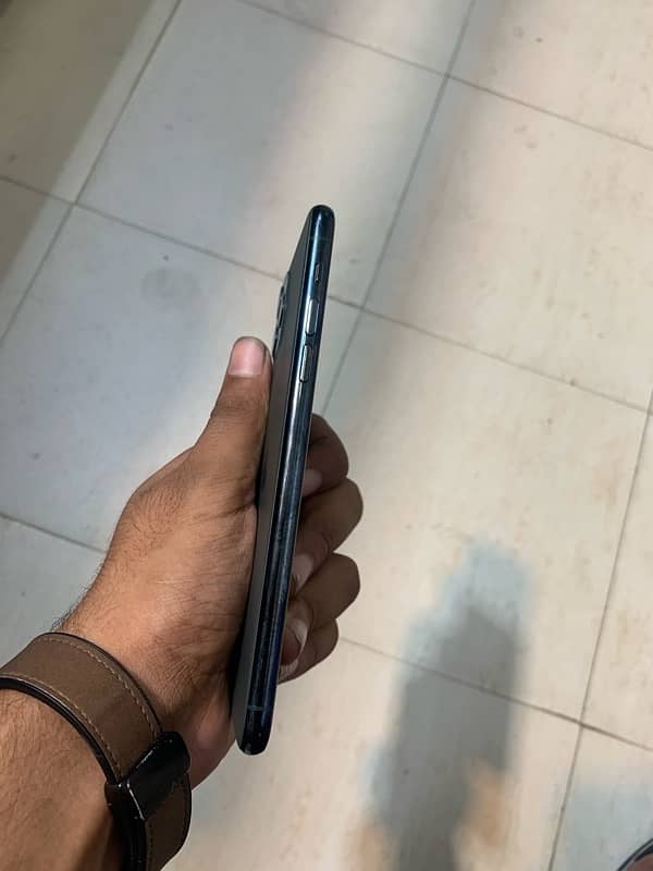 iphone 11 pro max pta dual 2