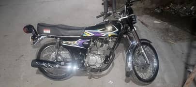 Honda 125 all oky ha koi kam ni hona wala  ha all okay 03187523095