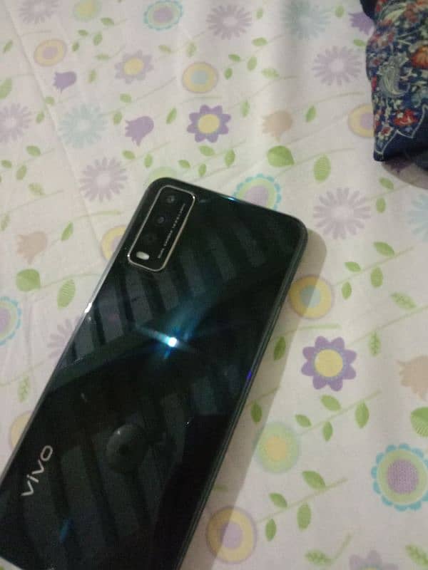 Vivo Y12s 1