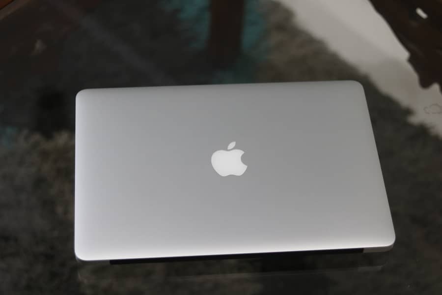 MacBook Air 2017 (13 INCH) 1