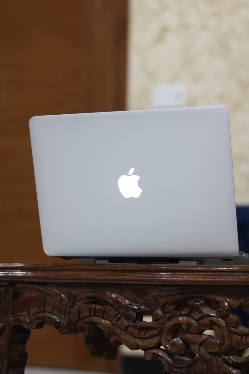 MacBook Air 2017 (13 INCH) 6