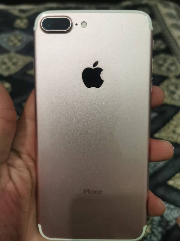 i phone 7 pluse condition 9/10 health 84 non pta  no opan original 0