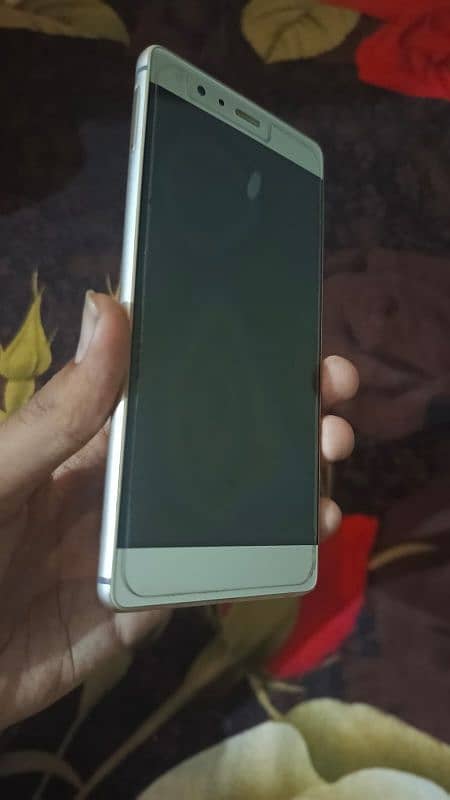 Huawei p9 3/32gb Old mobile but performance 100% 3