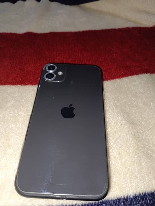 iphone 11 non pta 64GB 90%battery health 10\10 condition 17