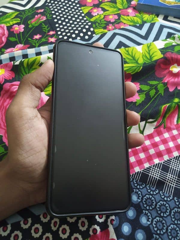 Tecno Spark 8 pro 4/64 variant 1