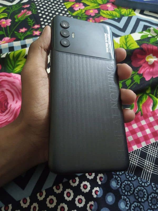 Tecno Spark 8 pro 4/64 variant 2