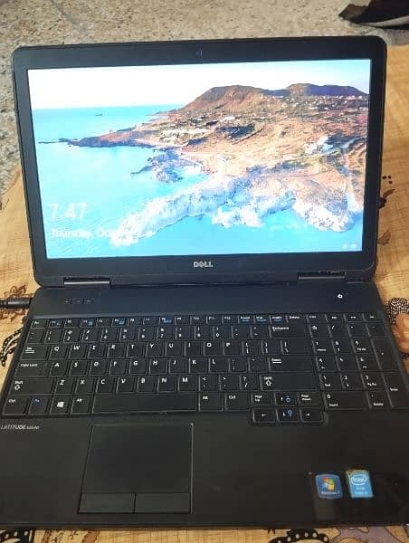 Dell laptop core i5 4th Gen 4/500 1