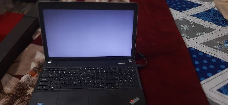 lenovo thinkpad core i5 4th gen . . 8gb ram 250ssd and 2gb graphics 11