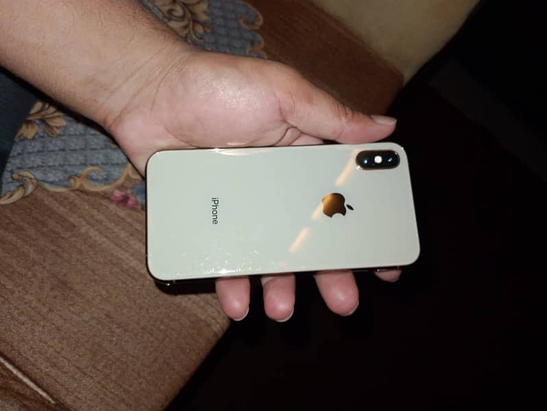 Iphone xs Gold 64GB 8