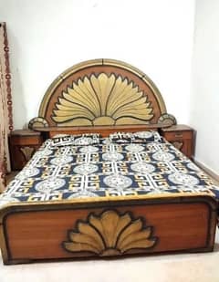 Full bed set with mattress