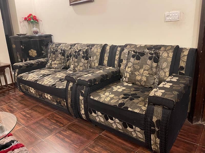 7 seater sofa used 3