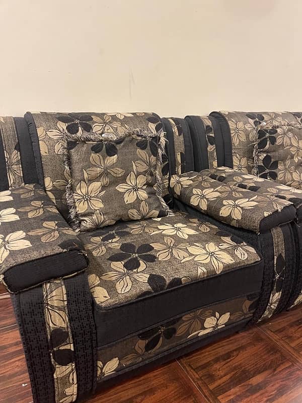 7 seater sofa used 4