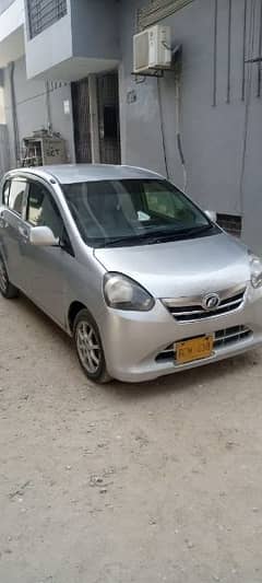 Daihatsu Mira 2012