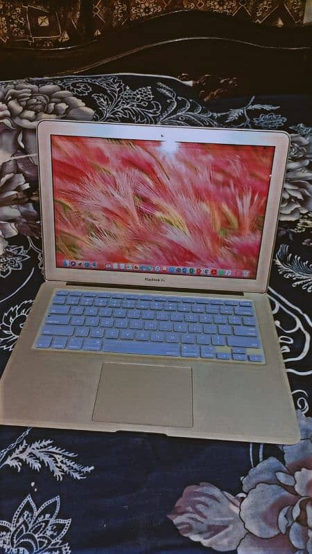 Macbook air core i5 3