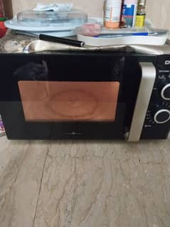 microwave oven