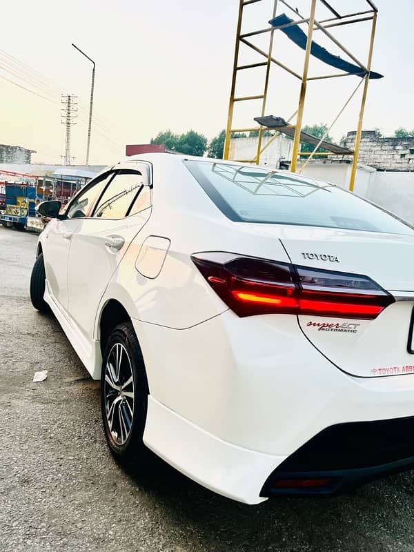 Toyota Corolla Altis 2022 5