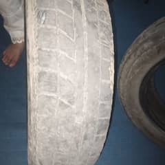 tyre 145 80 r13 darmiyani condition no panchar 2 adad tyre