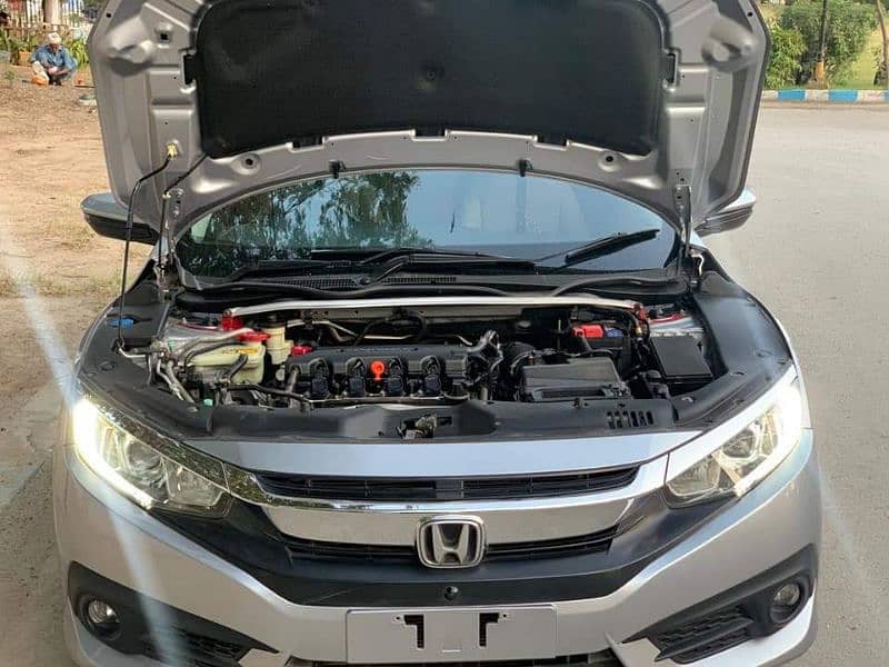 Honda Civic Oriel 2018 7