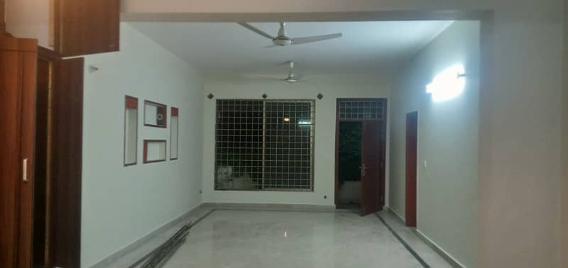 12 Marla Upper Portion For Rent G15 Islamabad 6