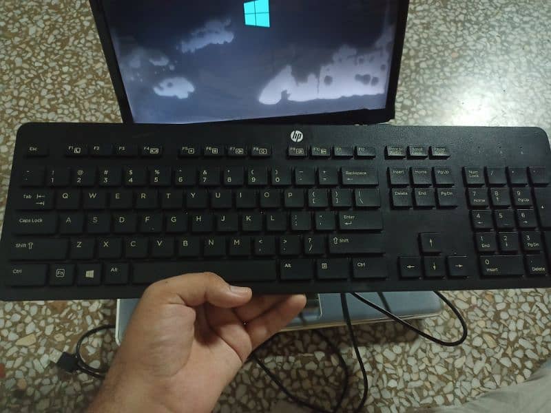 HP LAPTOP 5