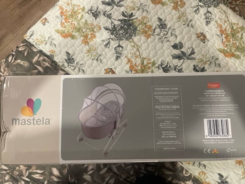 mastela baby cot 1