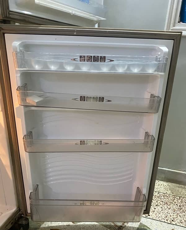 DAWLANCE 9177WBS Fridge 5