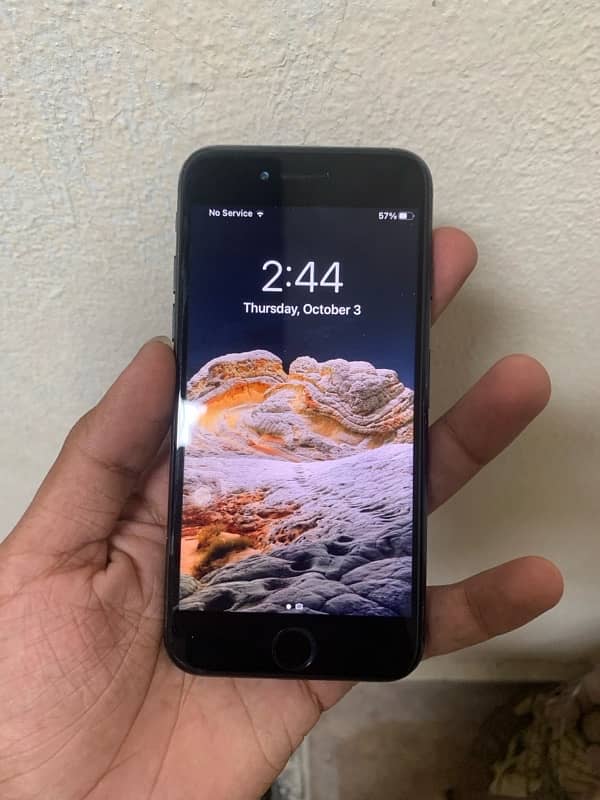 Iphone 7 All ok 128 gb whatapp 03007464143 2