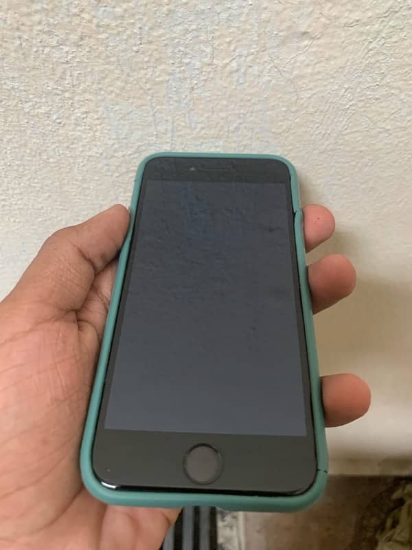 Iphone 7 All ok 128 gb whatapp 03007464143 3