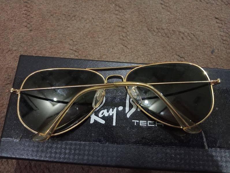 Ray Ban Golden Polarized Sun Glasses 3