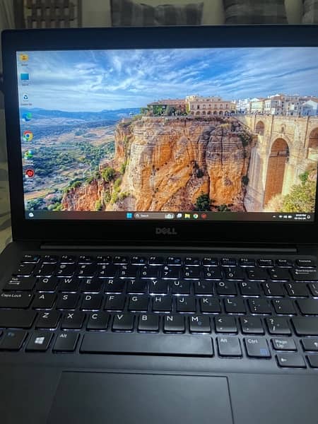 Dell Latitude 7290 i7 8th gen 16gb/512gb 2