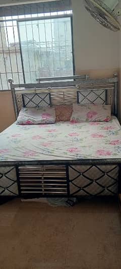 King Size bed 72×78