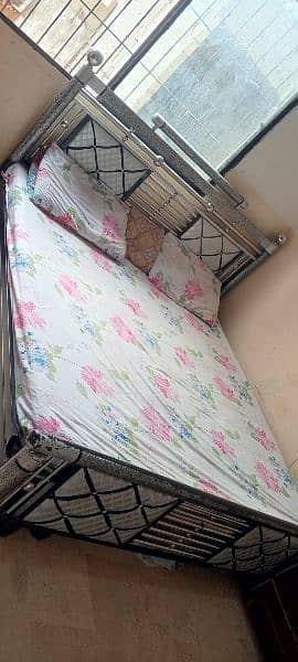 King Size bed 72×78 2