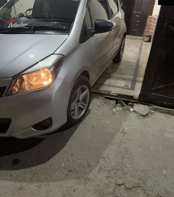 Toyota Vitz 2014 7