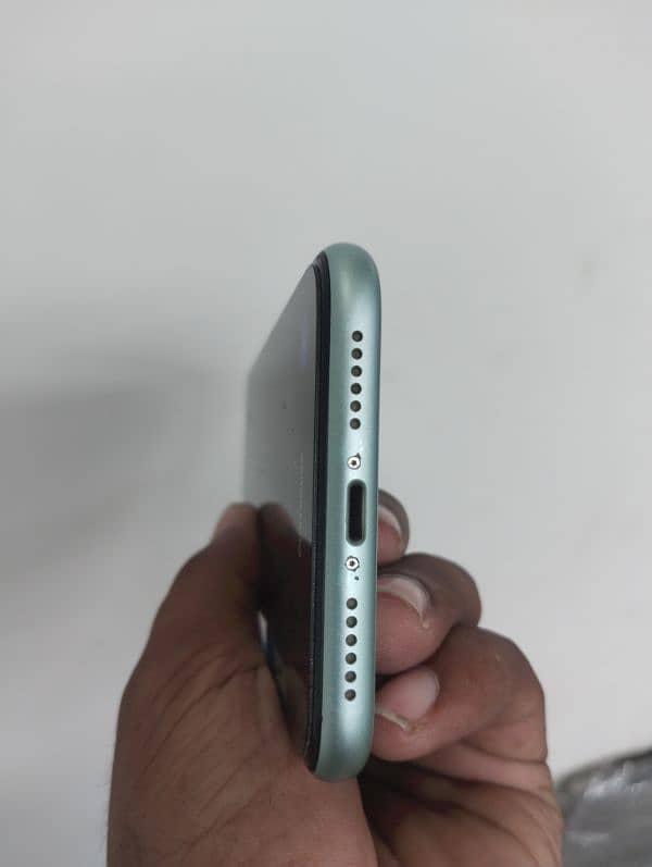 Iphone 11 64 gb Non pta 2