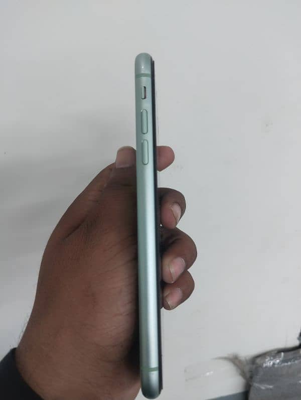 Iphone 11 64 gb Non pta 3