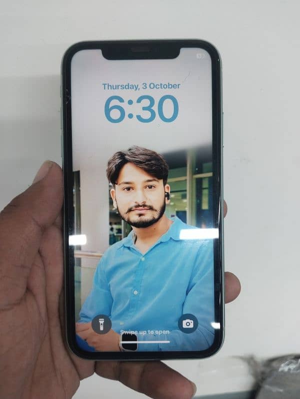 Iphone 11 64 gb Non pta 5