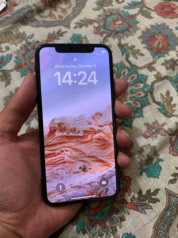 iphone x  256gb pta approved 2