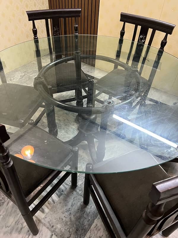 6 Seater glass dining table 2