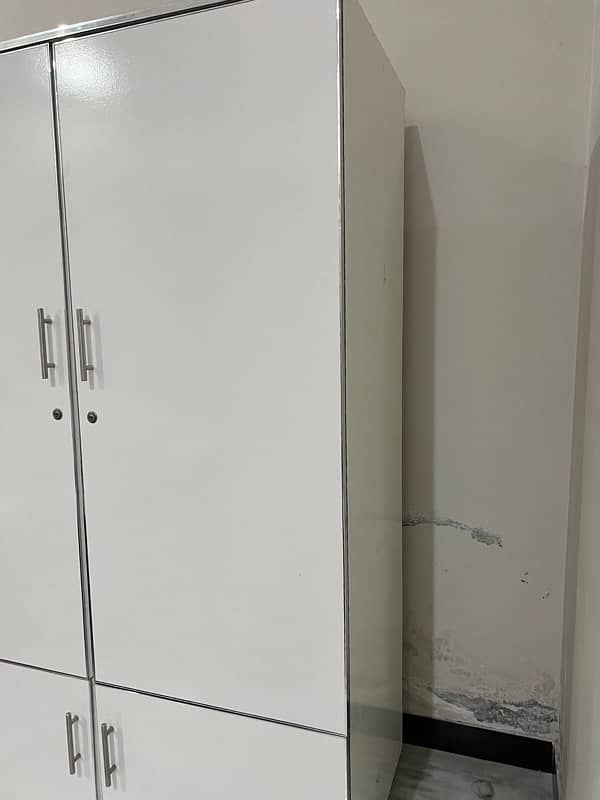 Sheet Cupboard Used 3