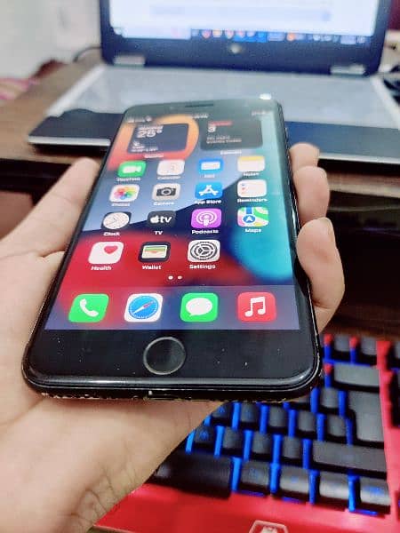 I phone 7plus pta 256gb 3