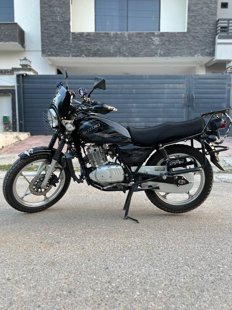 Suzuki GS 150 SE 2019 1