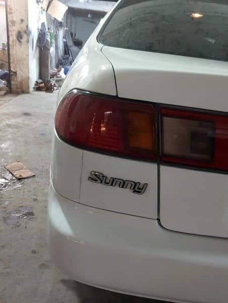 Nissan Sunny 2002 6