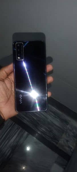 vivo y20s 4/128 3