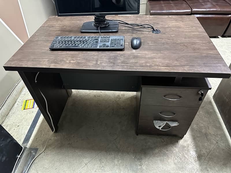 office table for sale used like new 3