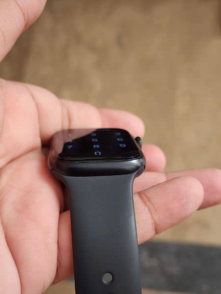 Apple Watch Series 7 45mm Black 5