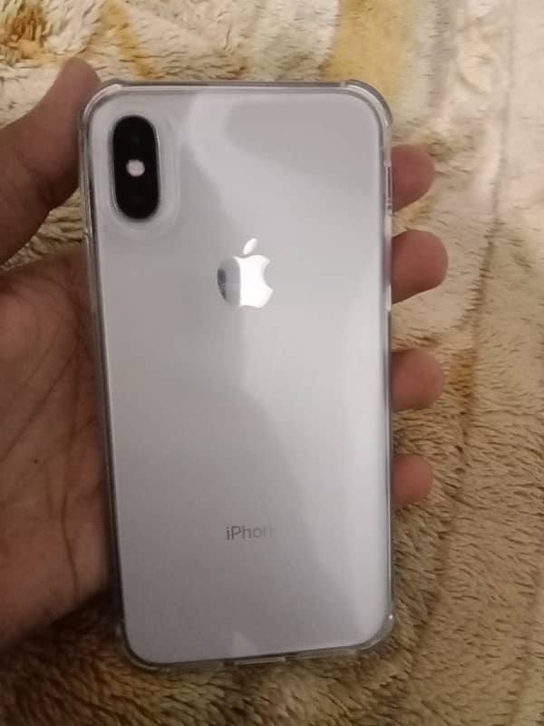 iphone x with box and charger 1