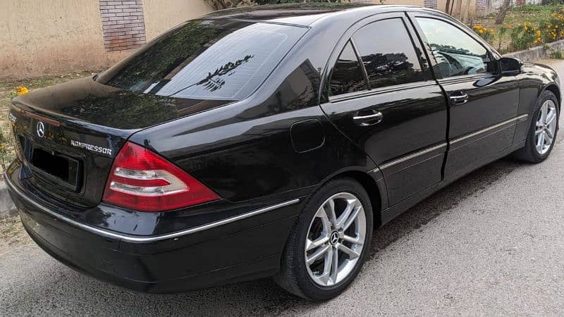 Mercedes C Class 2005 8