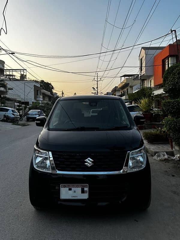 Suzuki Wagon R 2014 full option urgent sale 0